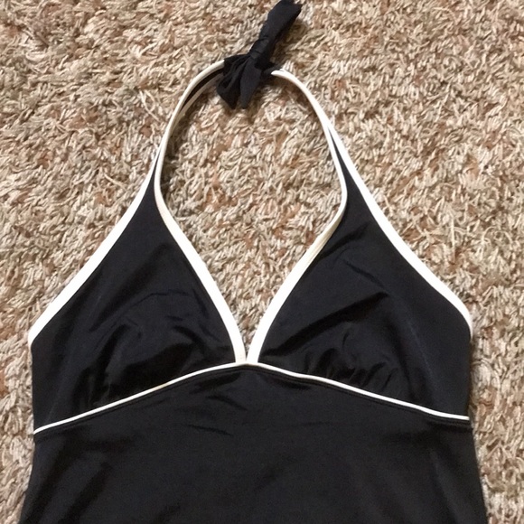 Jantzen Classics swimsuit top - Picture 3 of 5